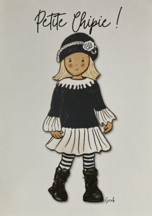 AFFICHE ENFANT FILLE PETITE FILLE MODÈLE BLEU MARINE ET BLANC BLONDE AVEC BONNET À FLEUR